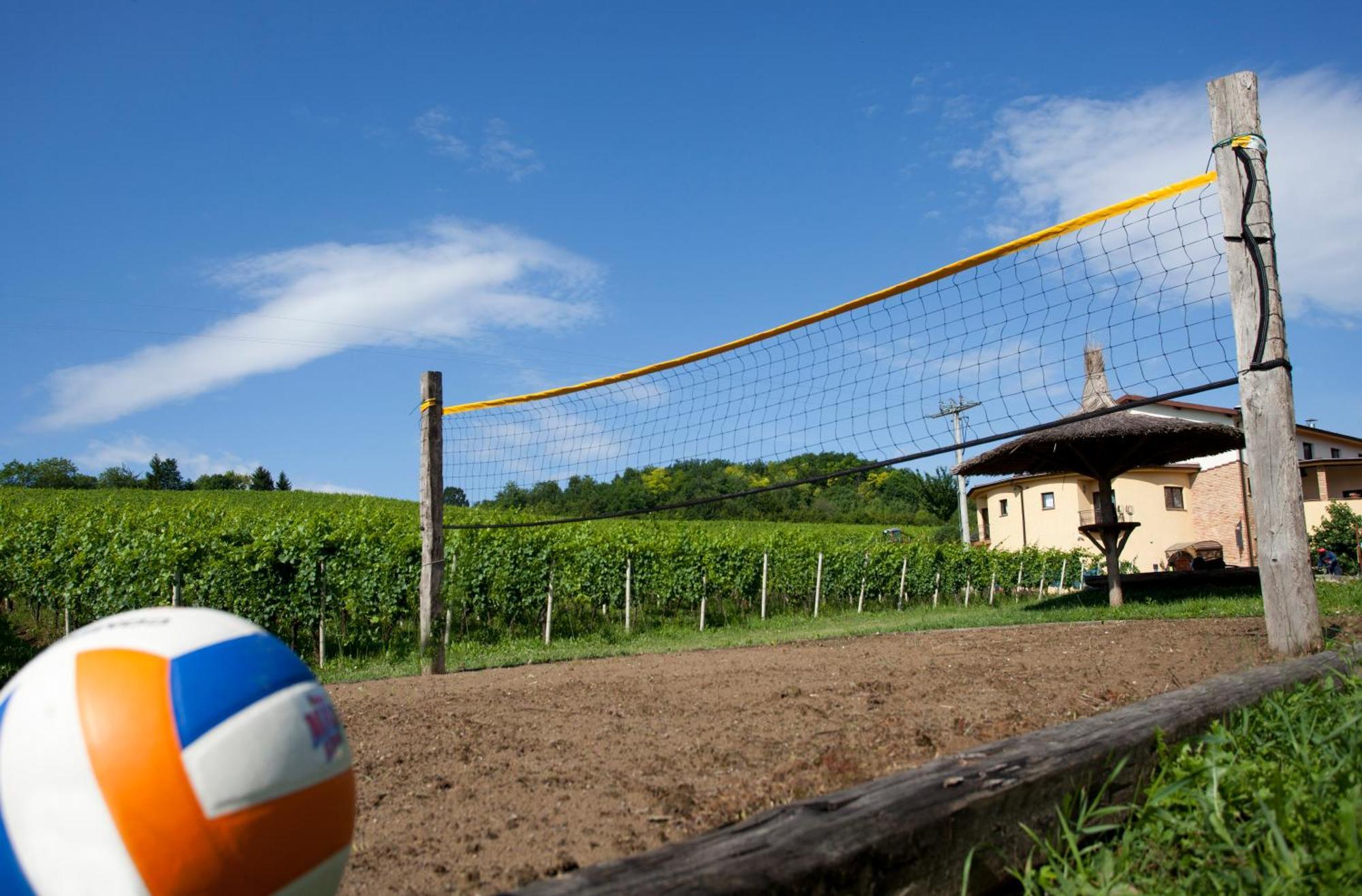 Stupnicki Dvori Winery Hotel Stupnik Brodski Buitenkant foto