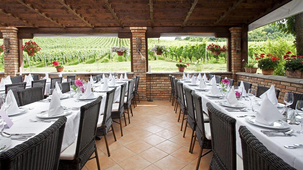 Stupnicki Dvori Winery Hotel Stupnik Brodski Buitenkant foto